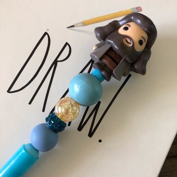Harry Potter: Rubeus Hagrid Handmade beaded pen - Picture 1 of 3